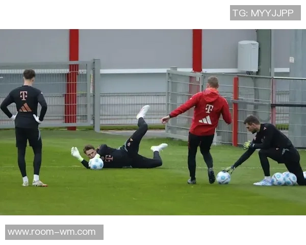 拜仁球员享受假期二门乌尔比希主动加练展现职业精神